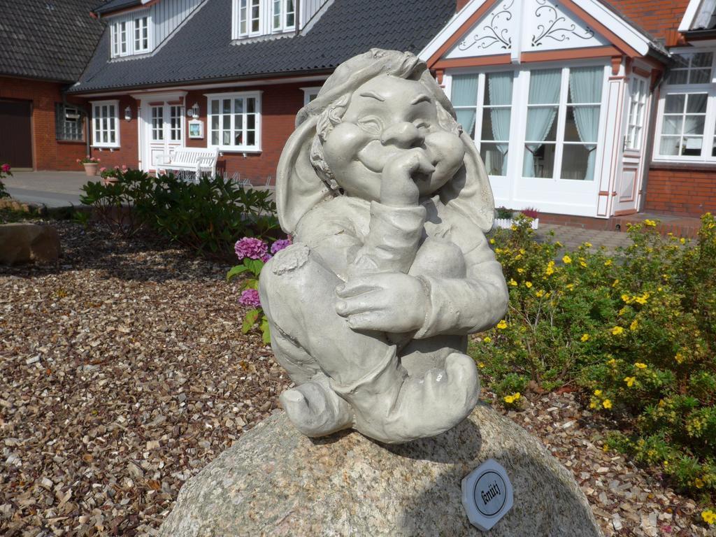 Gasthaus Knudsen Utersum Екстер'єр фото