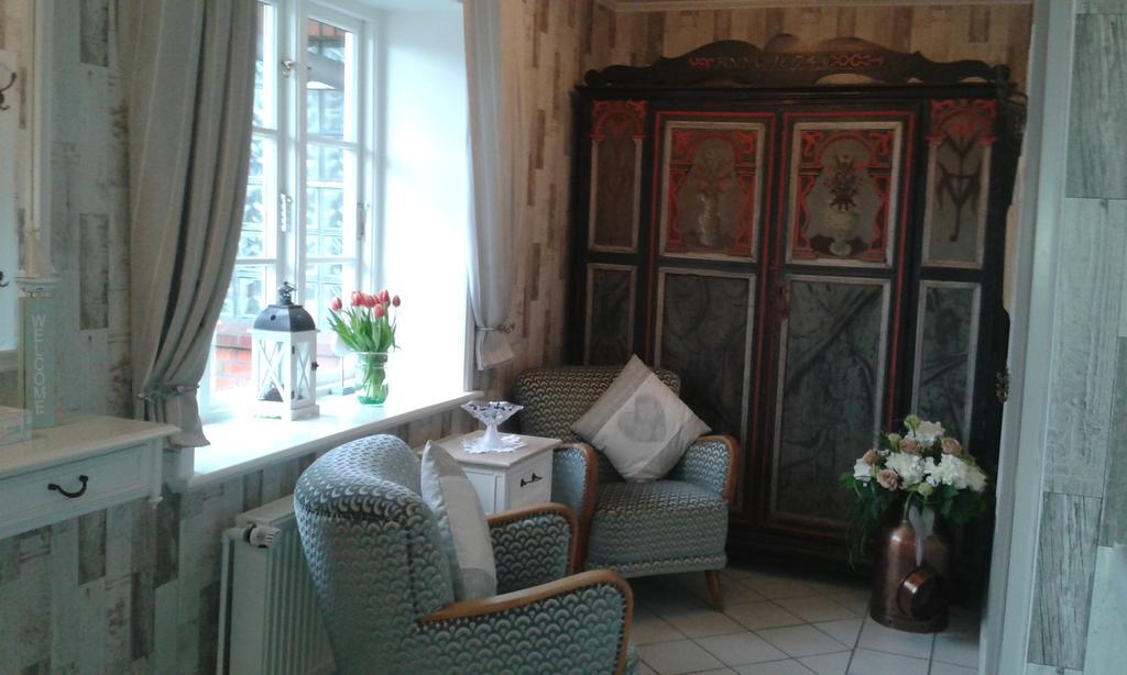 Gasthaus Knudsen Utersum Екстер'єр фото